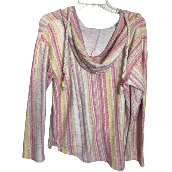 Southern Spirit lightweight beach or pool hoodie size medium gently used - Picture 2 of 3